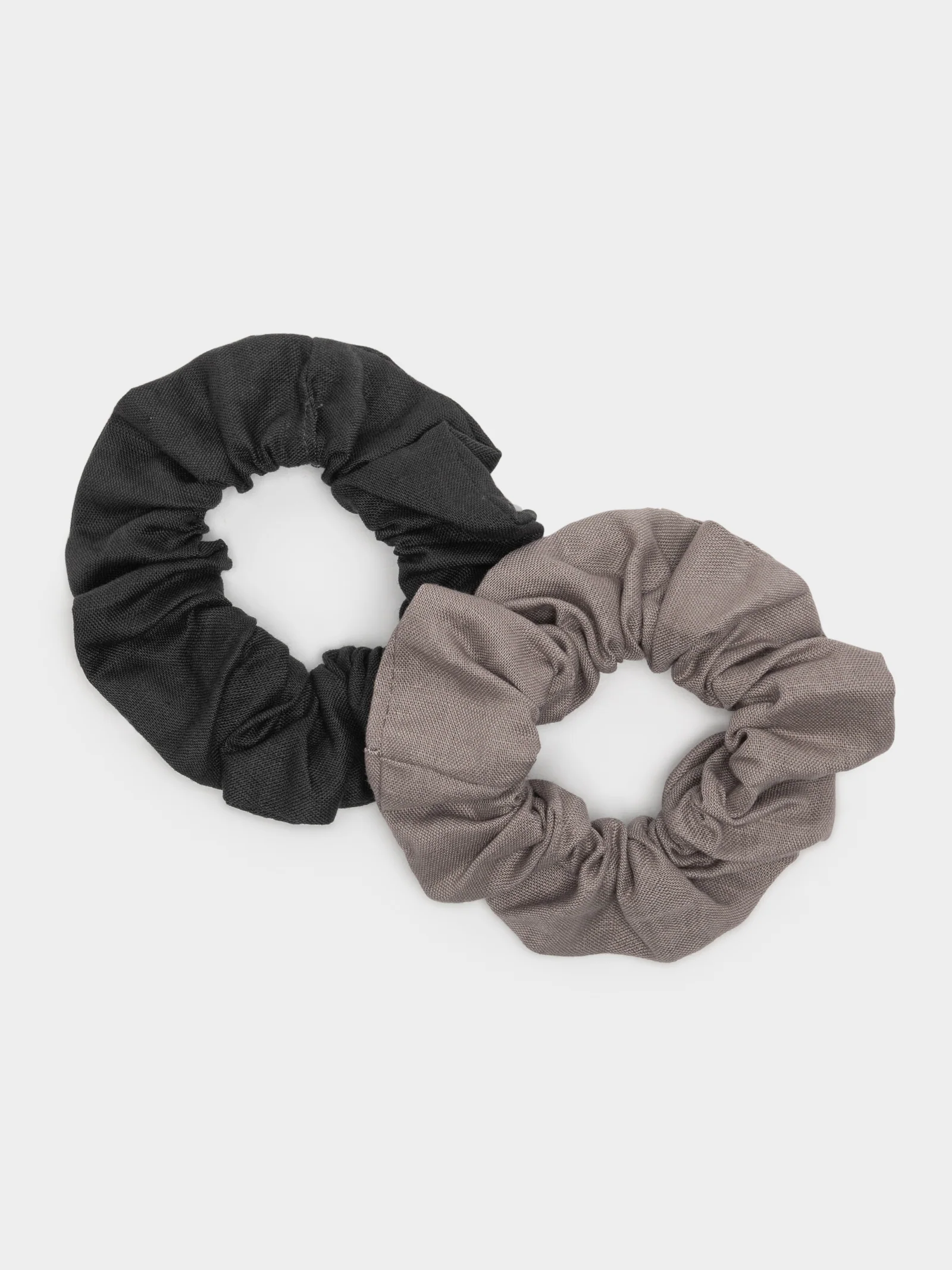 2 Scrunchies