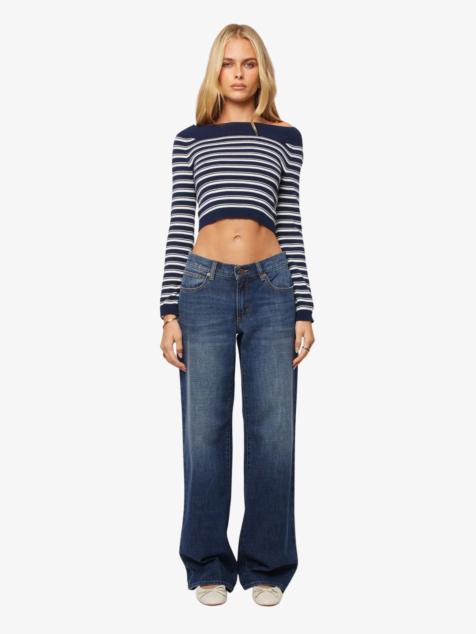 99 Low and Wide Jeans