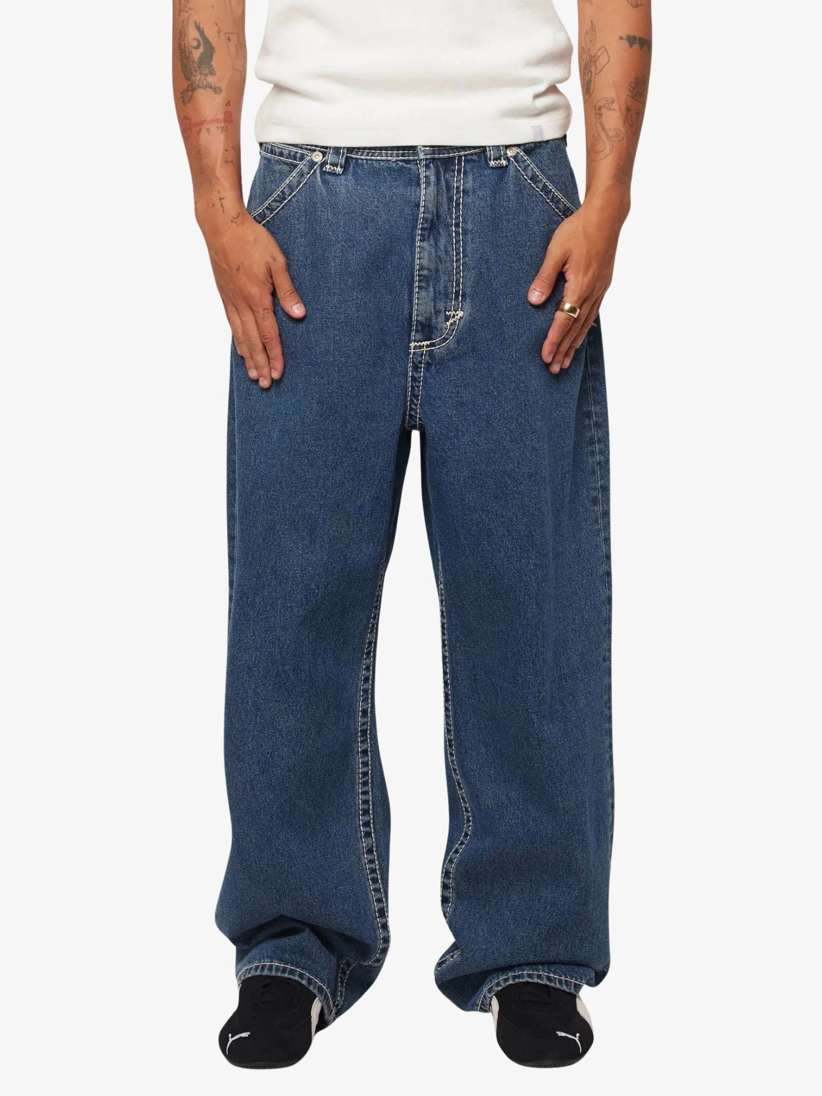 A6 Big Stitch Jeans