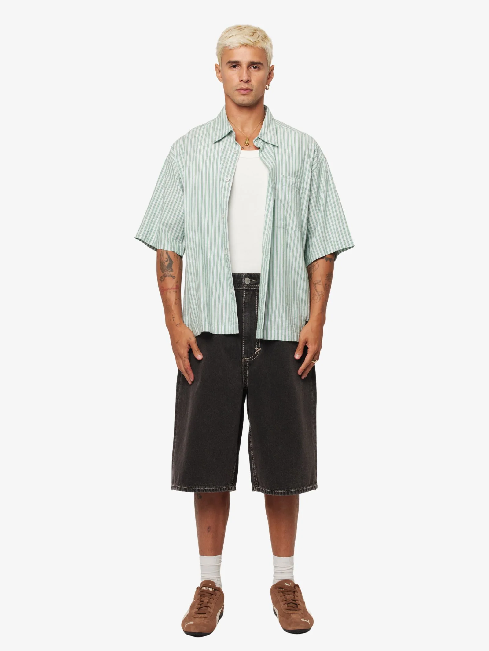 A6 Big Stitch Short Frank