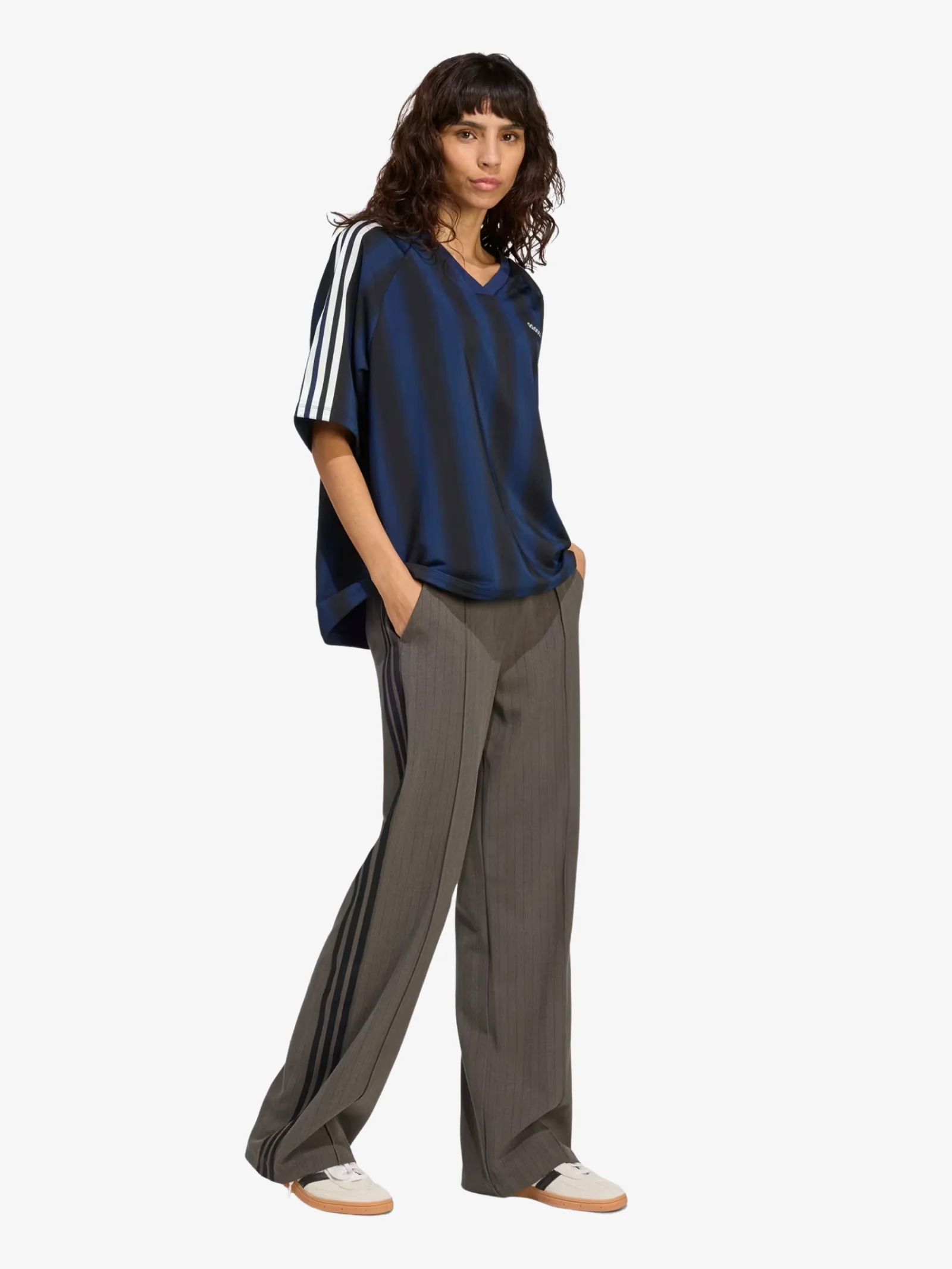 Linear Tee
