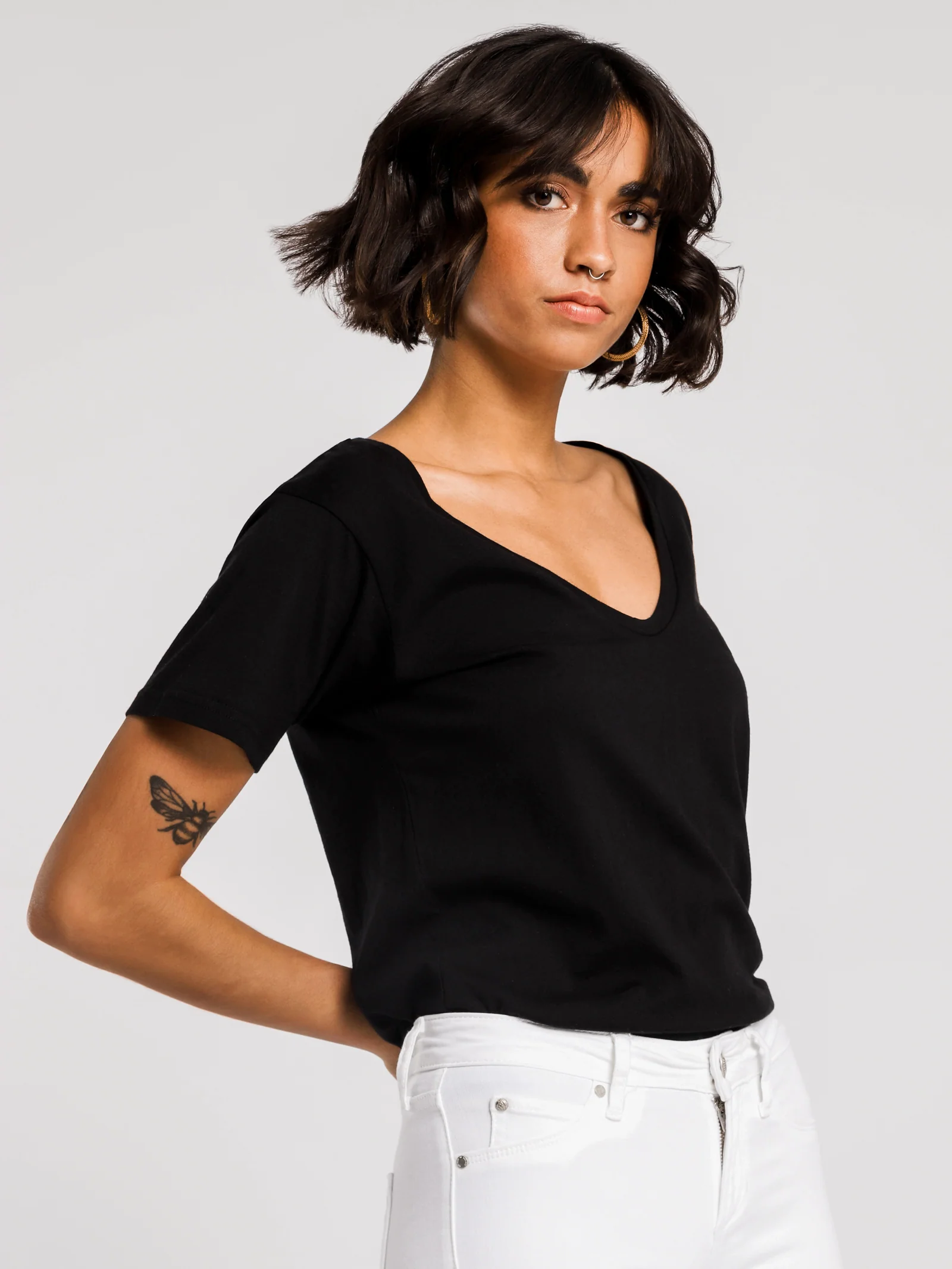 Blake Basic V Neck T-Shirt