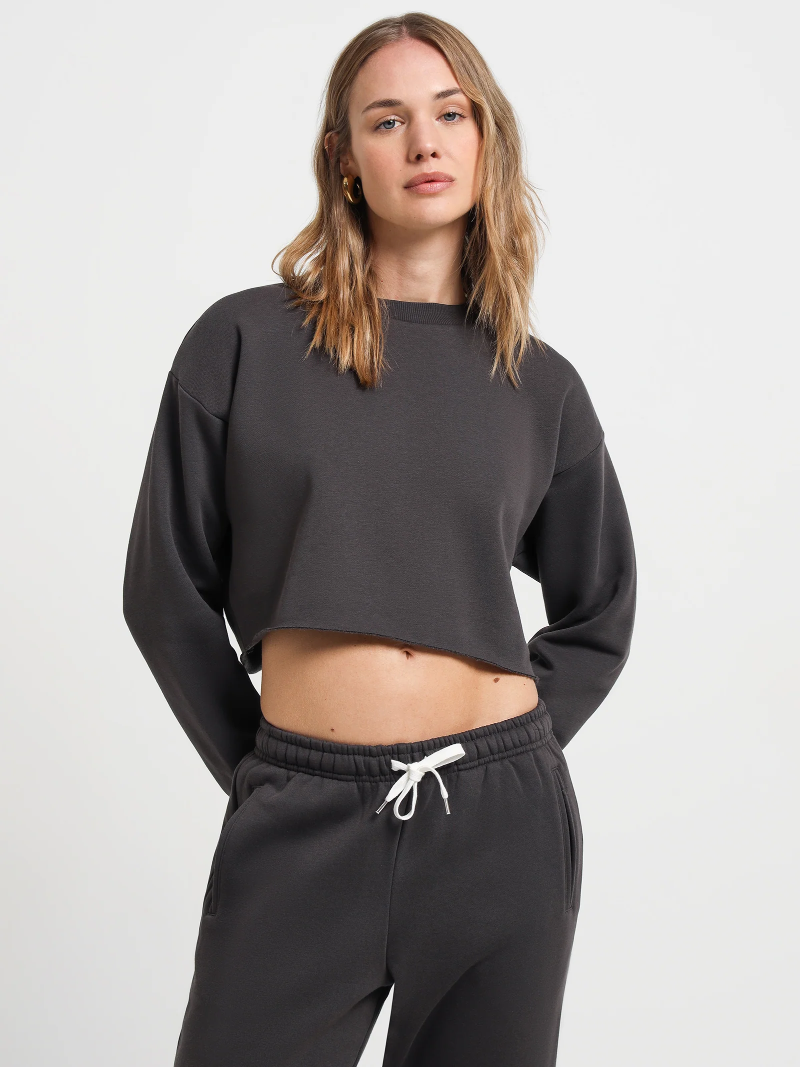 Carter Classic Cropped Sweat