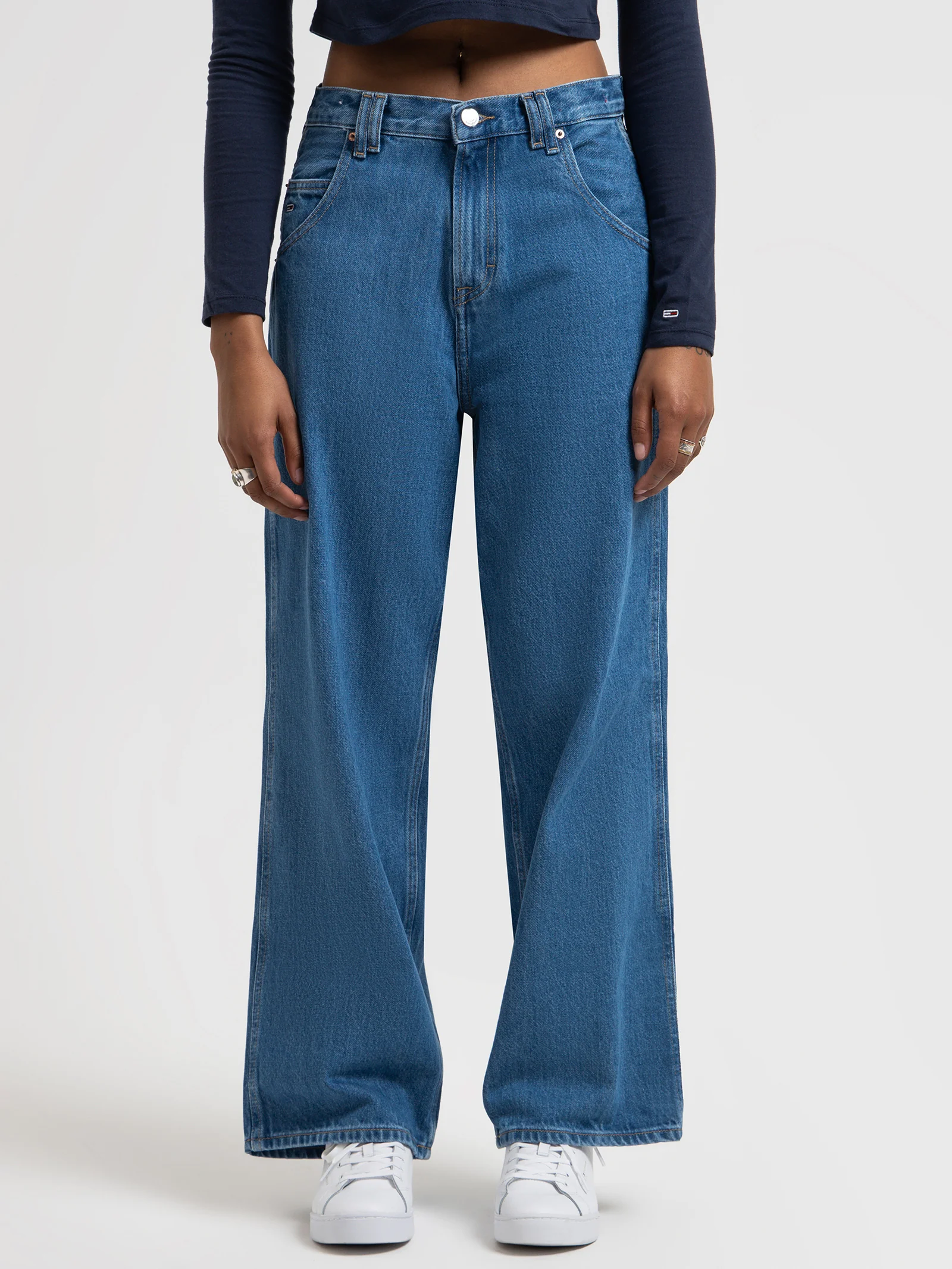 Daisy Low Rise Baggy Jeans