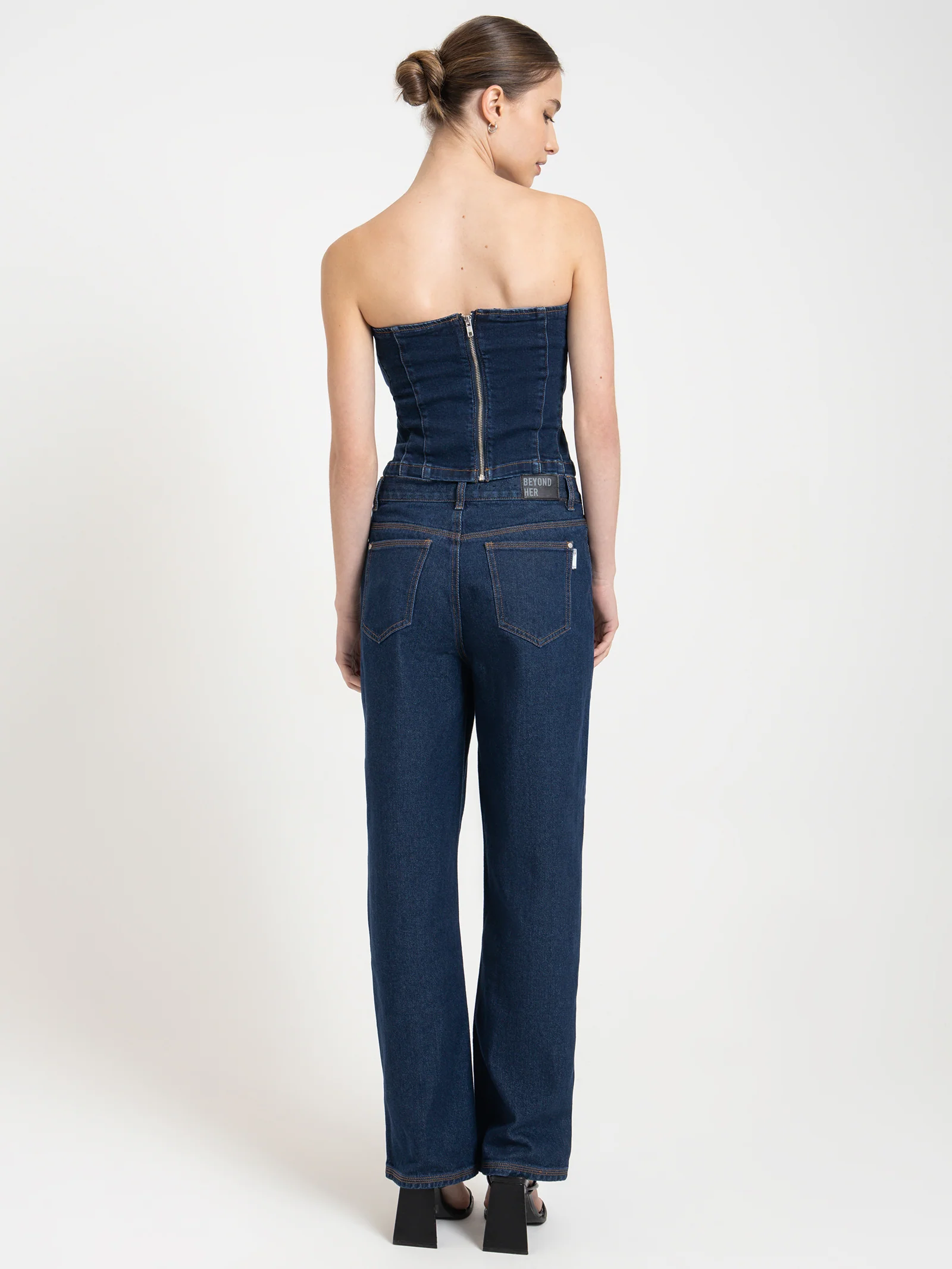 Hailey V Front Jeans - Image 5