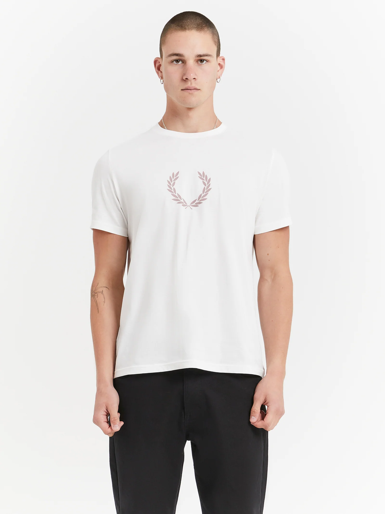 Laurel Wreath Graphic T-Shirt