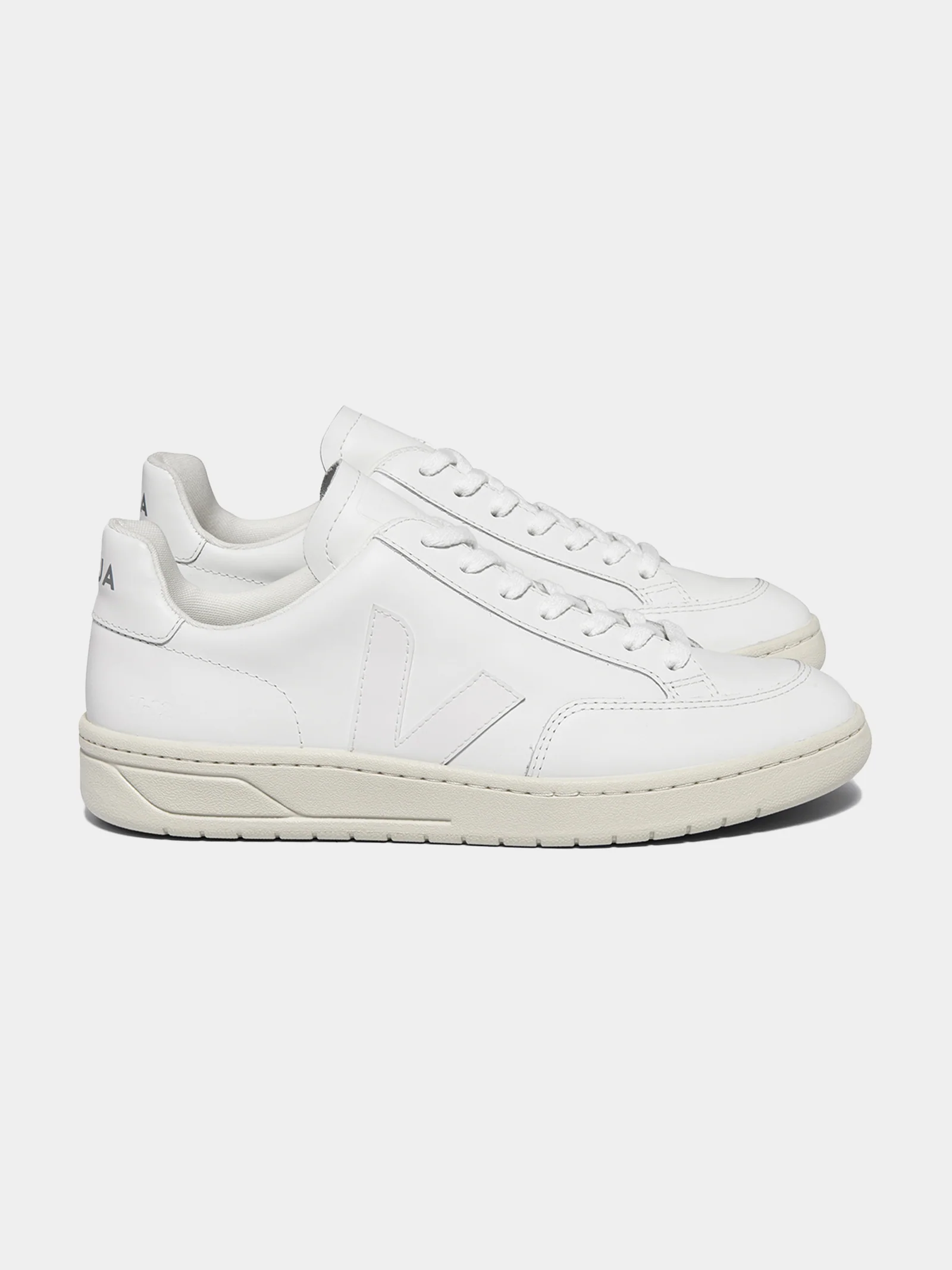 Mens V12 Leather Sneakers