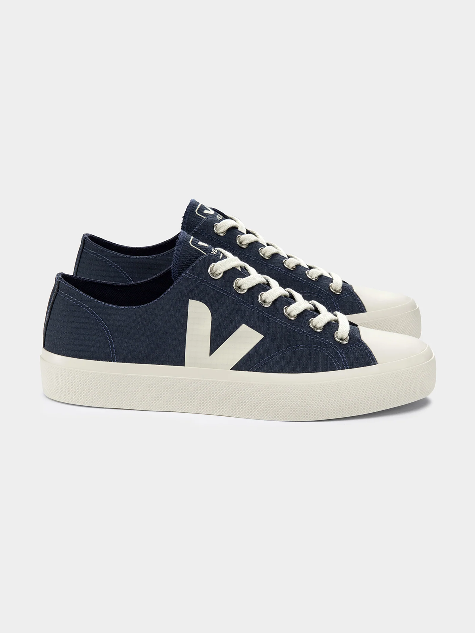 Mens Wata II Low Sneakers