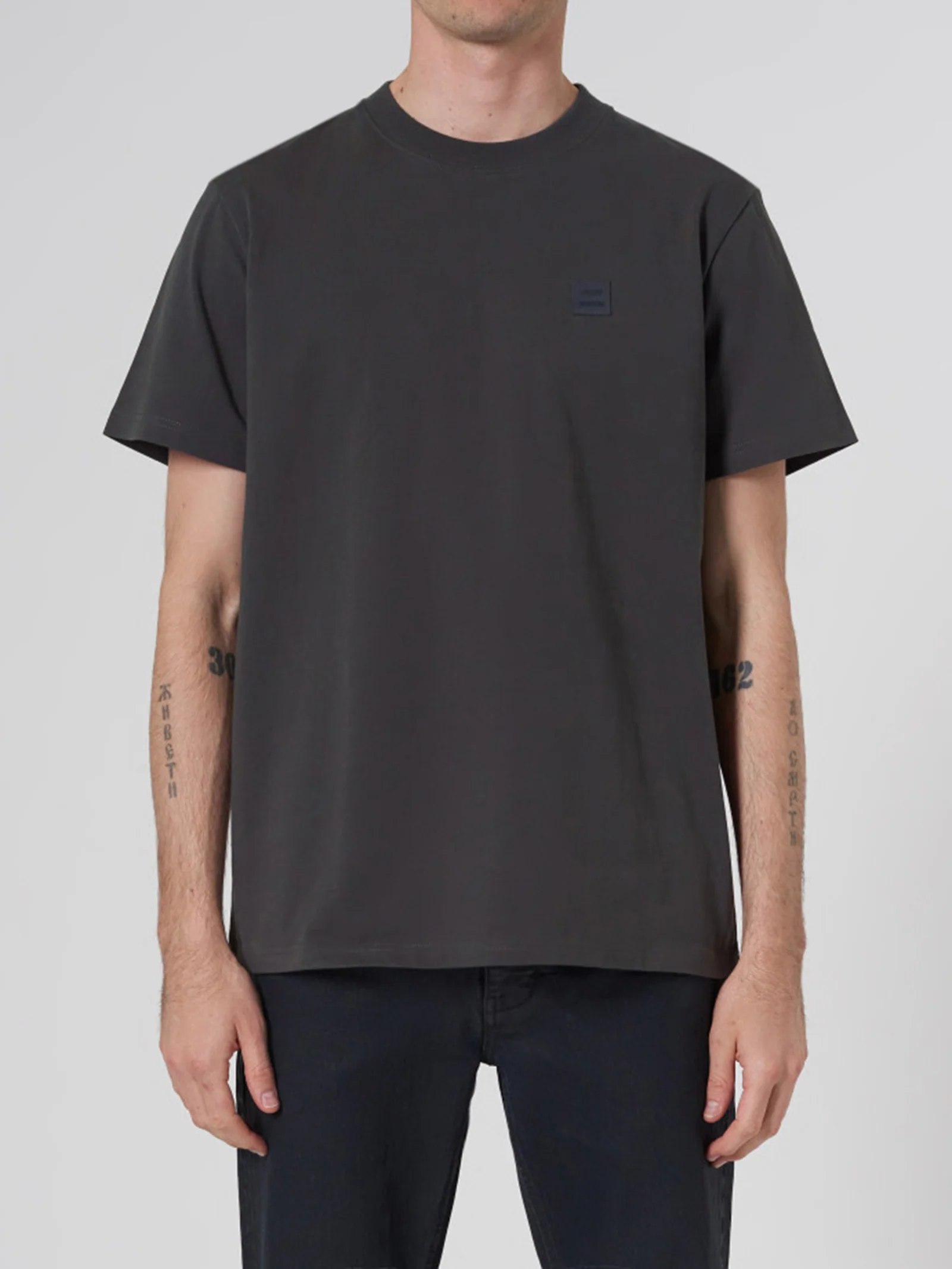 Neuw Premium T-Shirt