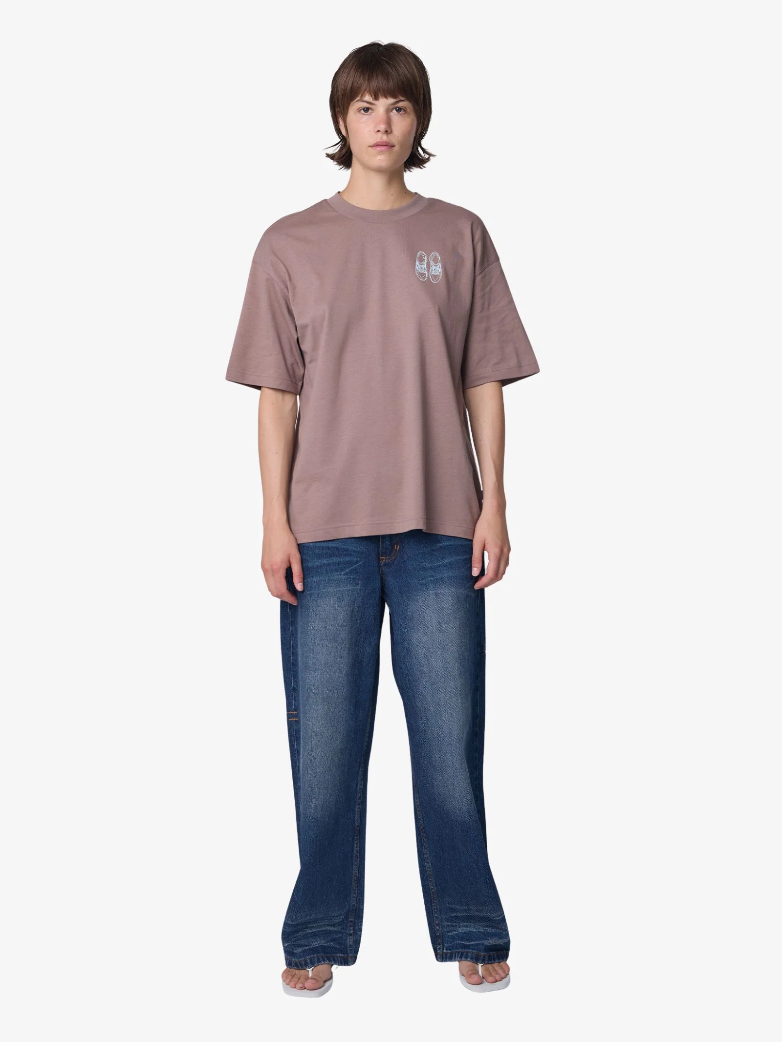 Outfit Layout T-Shirt