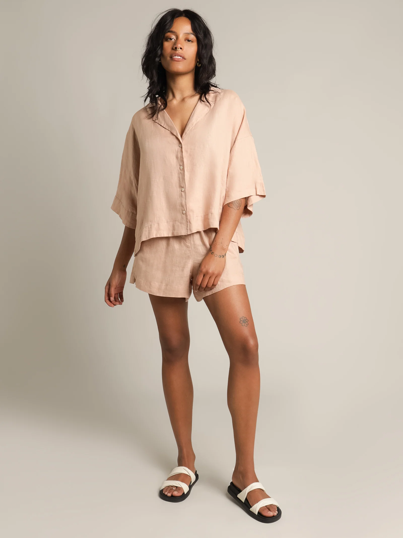Nude Linen Lounge Short - Image 4