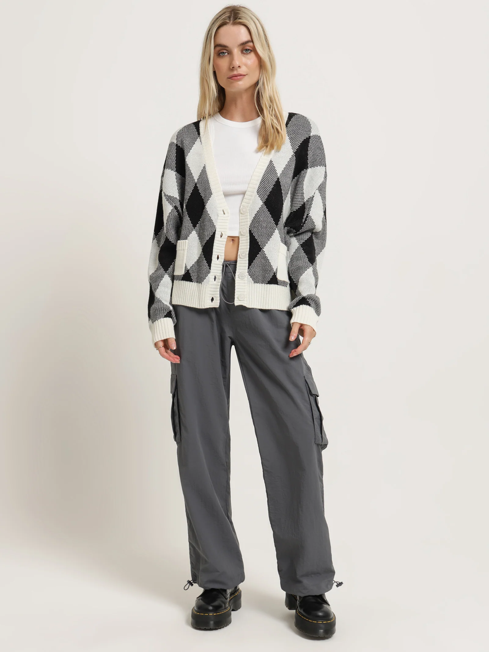 Pattern Knit Cardigan - Image 4