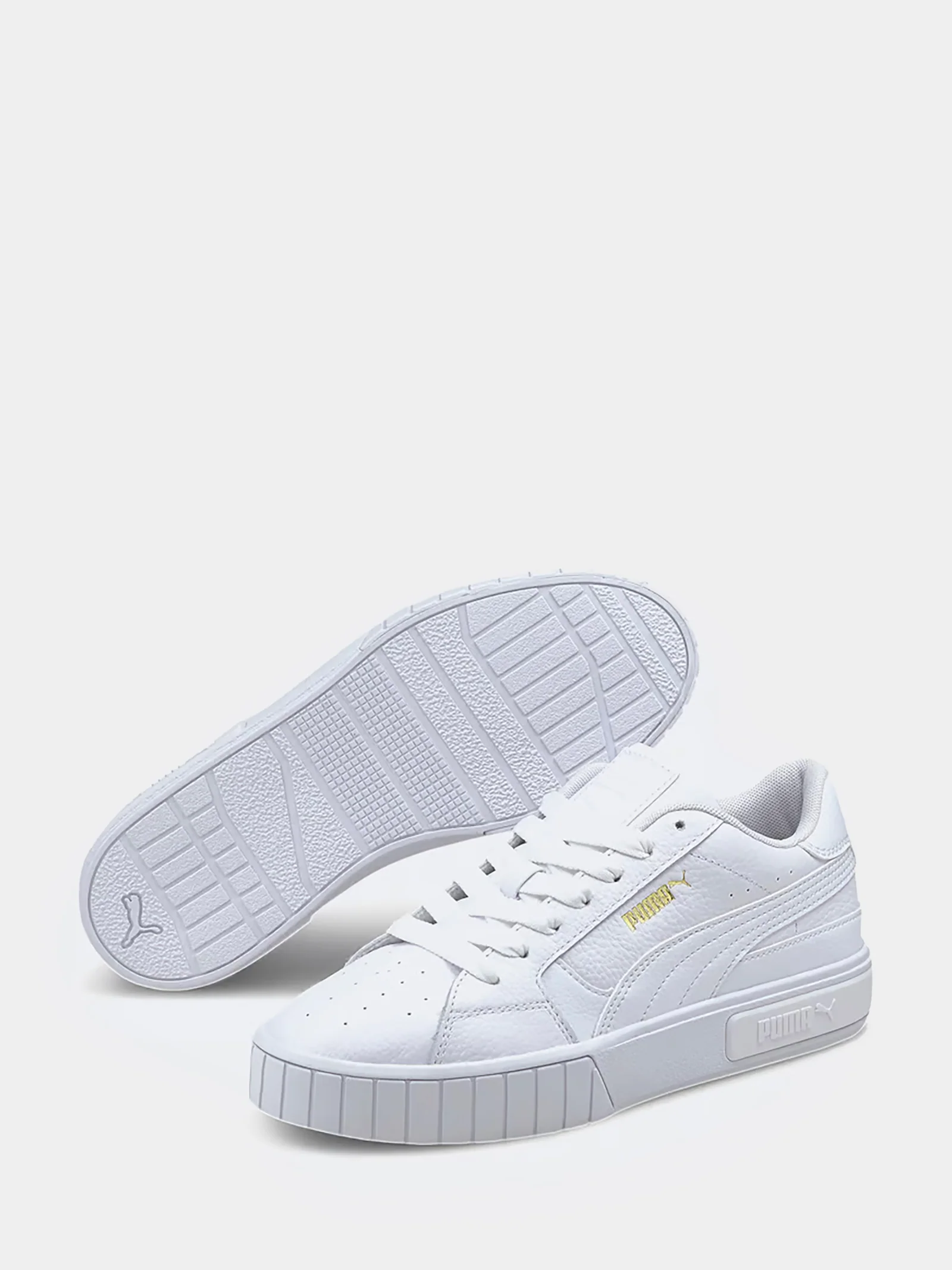 Womens Cali Star Sneakers