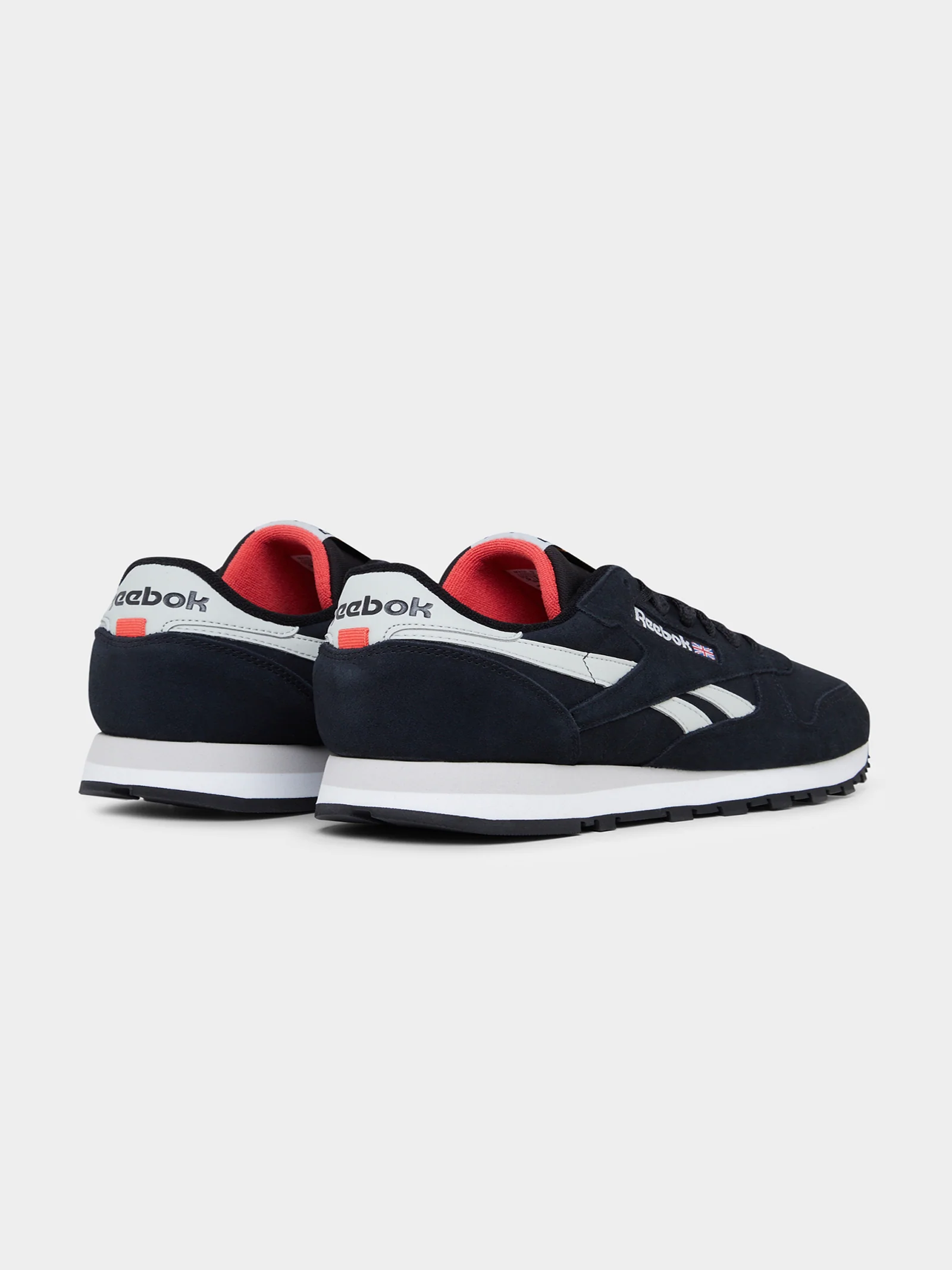 Unisex Classic Leather Vintage Suede Sneakers - Image 2