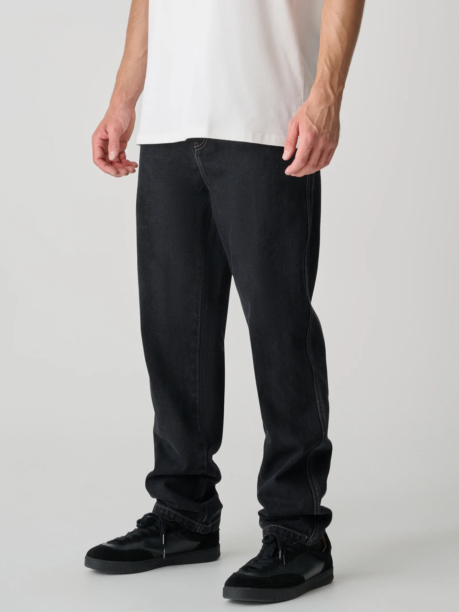Denim Standard Jean