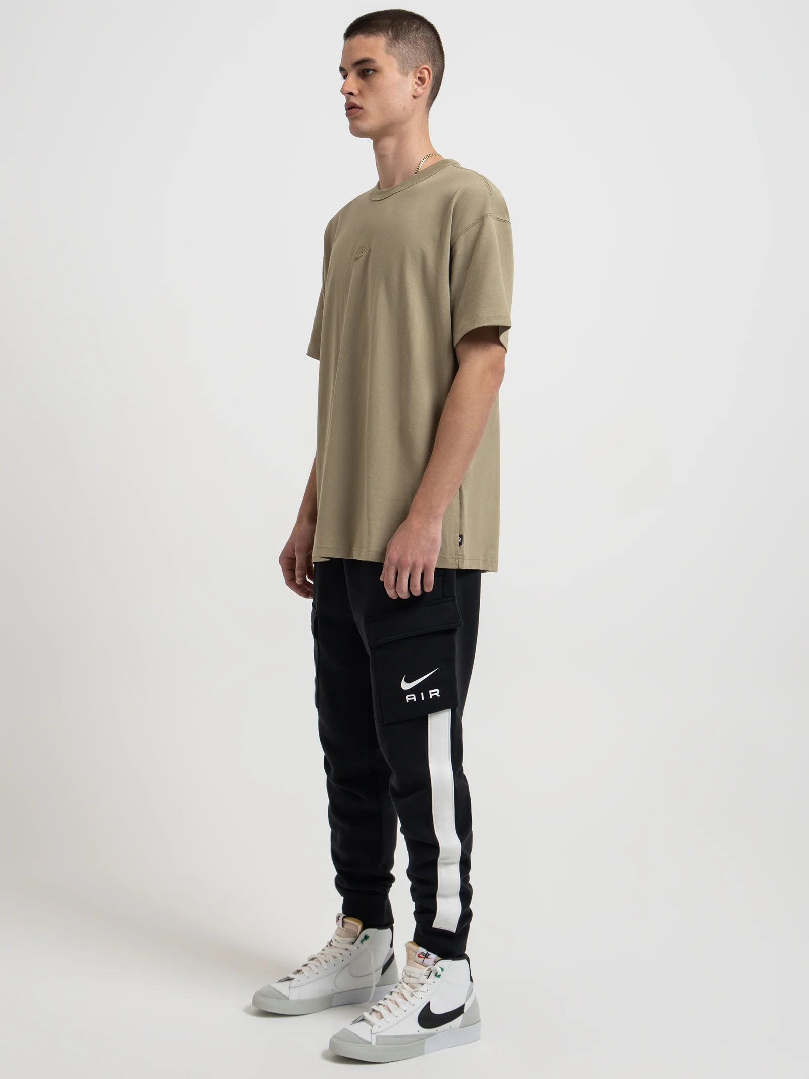 Sportswear Premium Essentials Sustainable T-Shirt - Image 4
