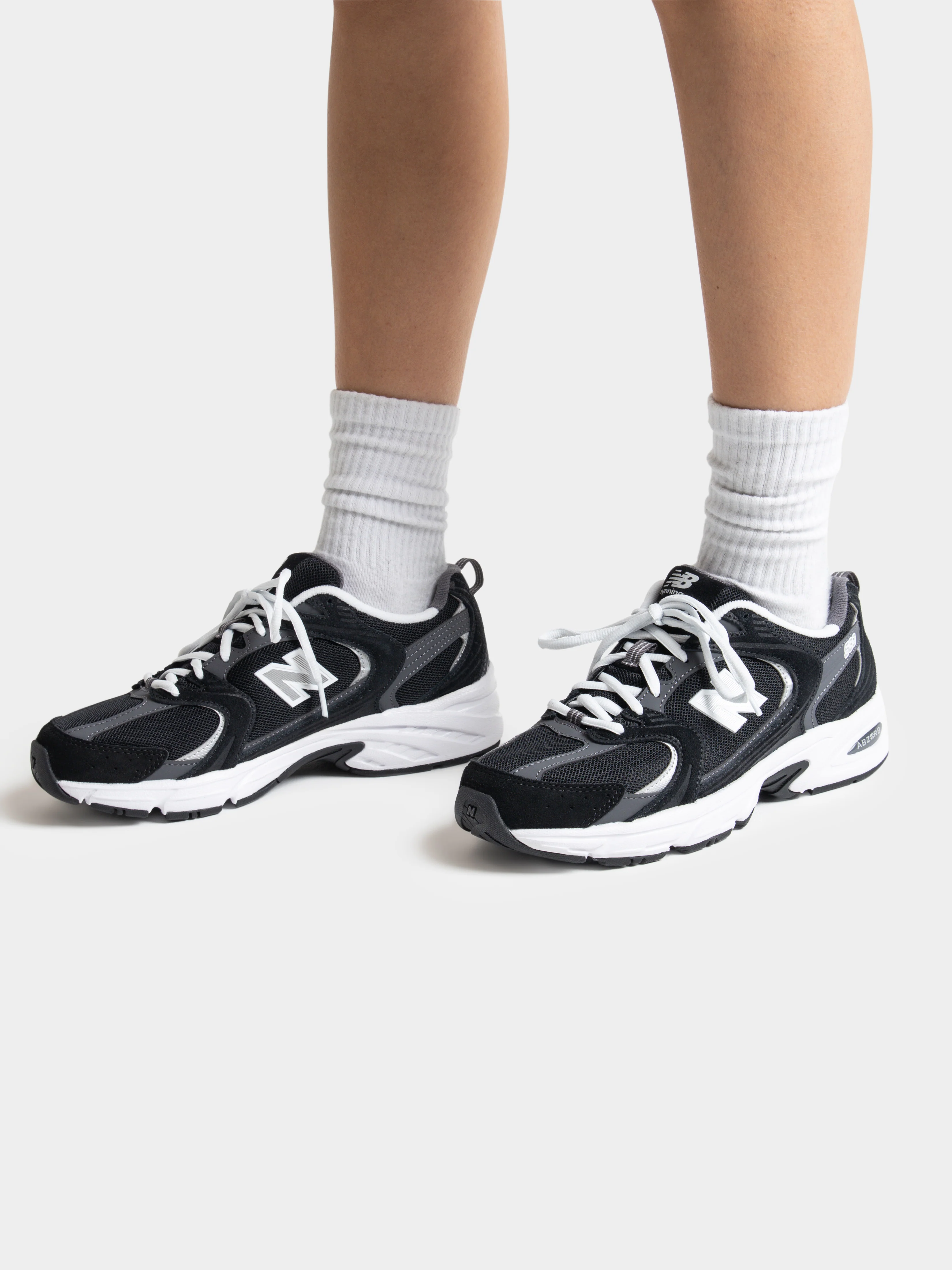 Unisex 530 Sneakers