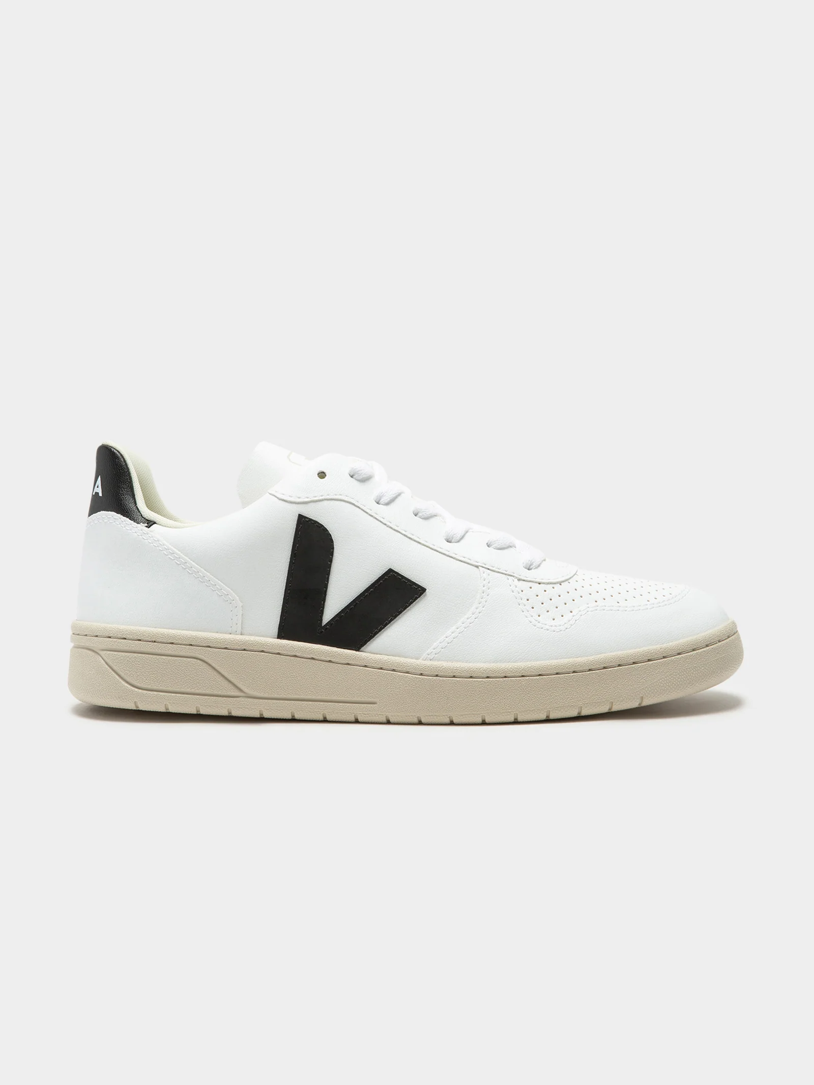 Unisex V-10 Leather Sneakers