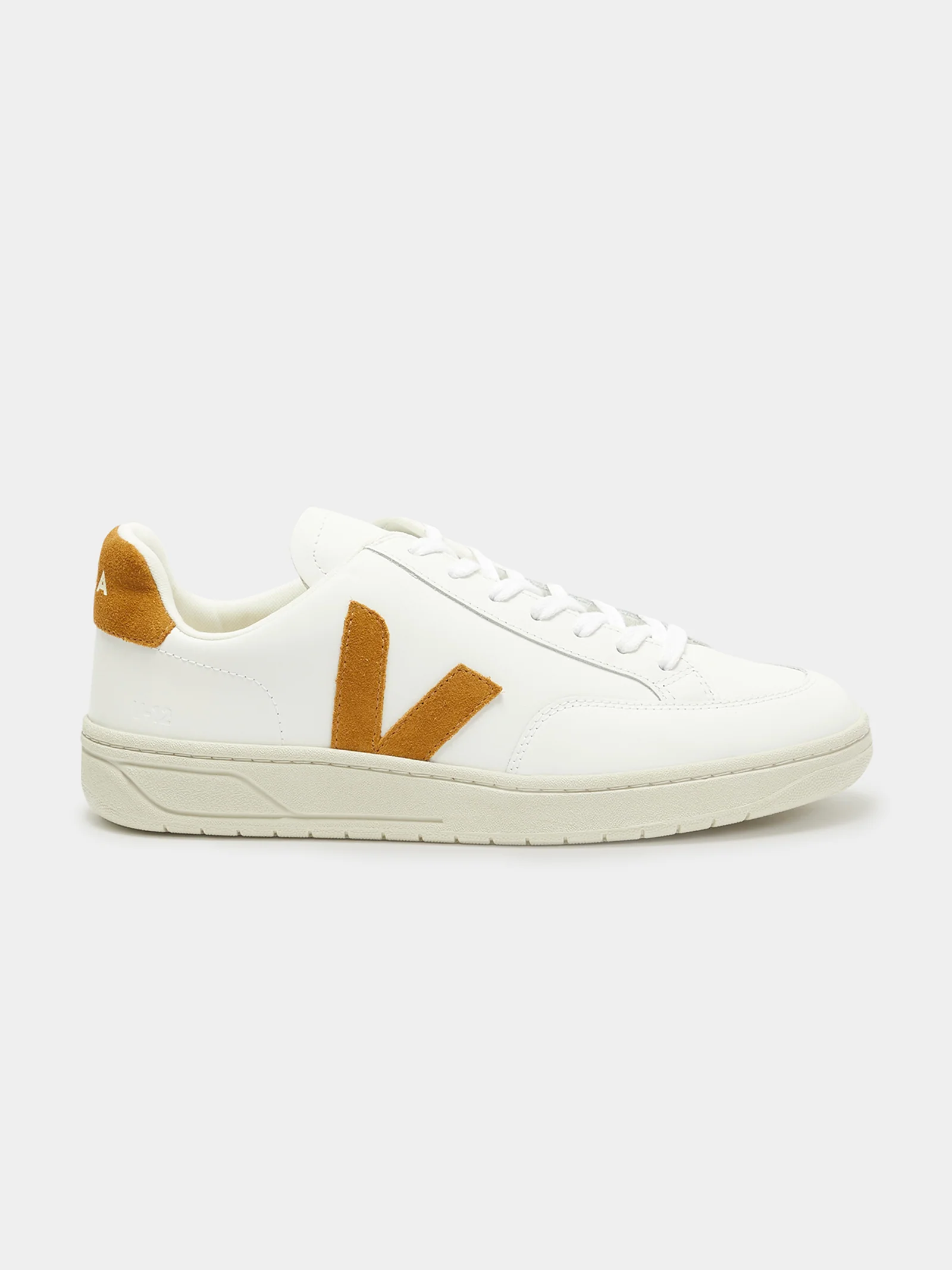 Unisex V10 Leather Sneakers