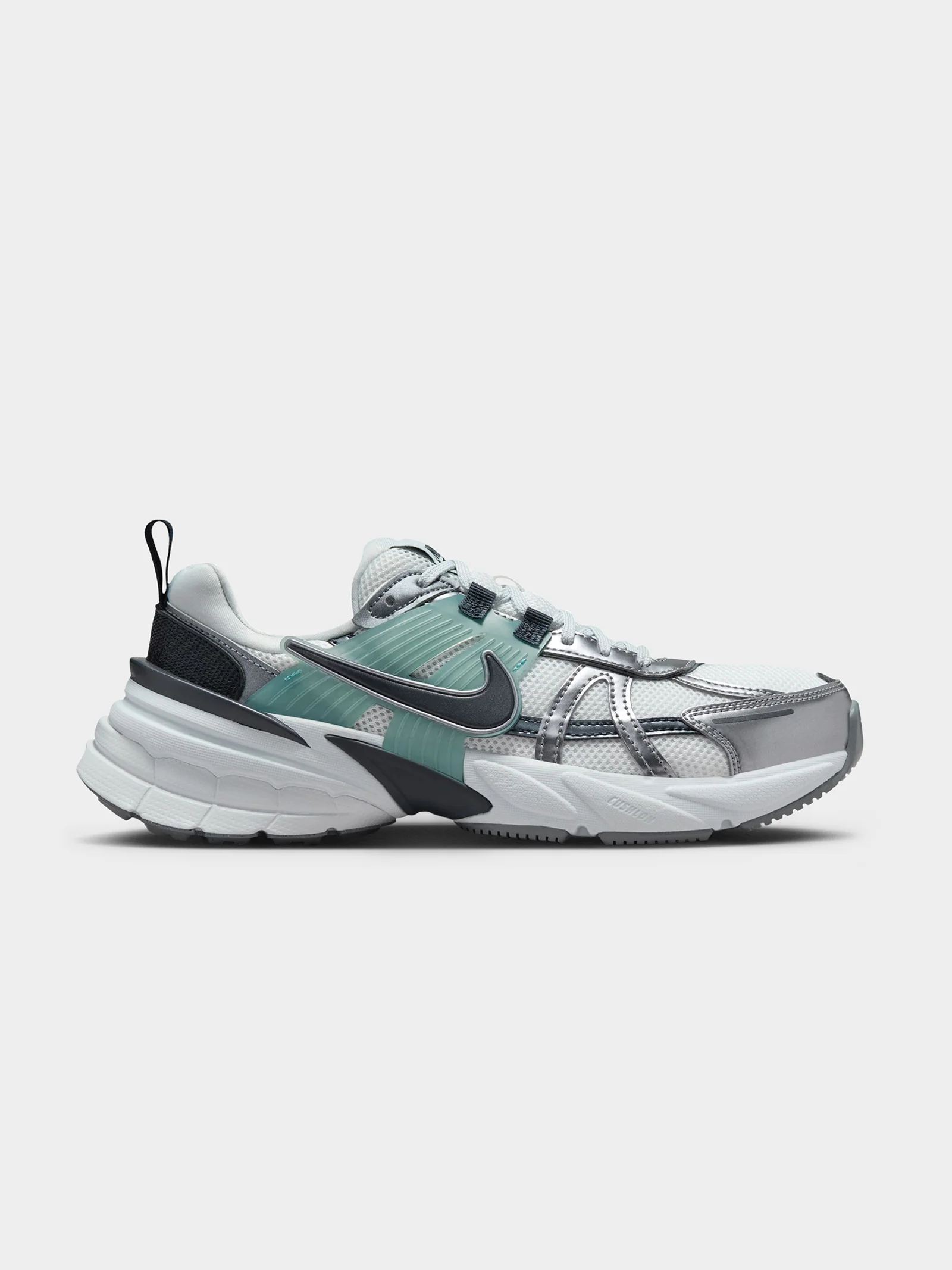 Womens Nike V2K Run
