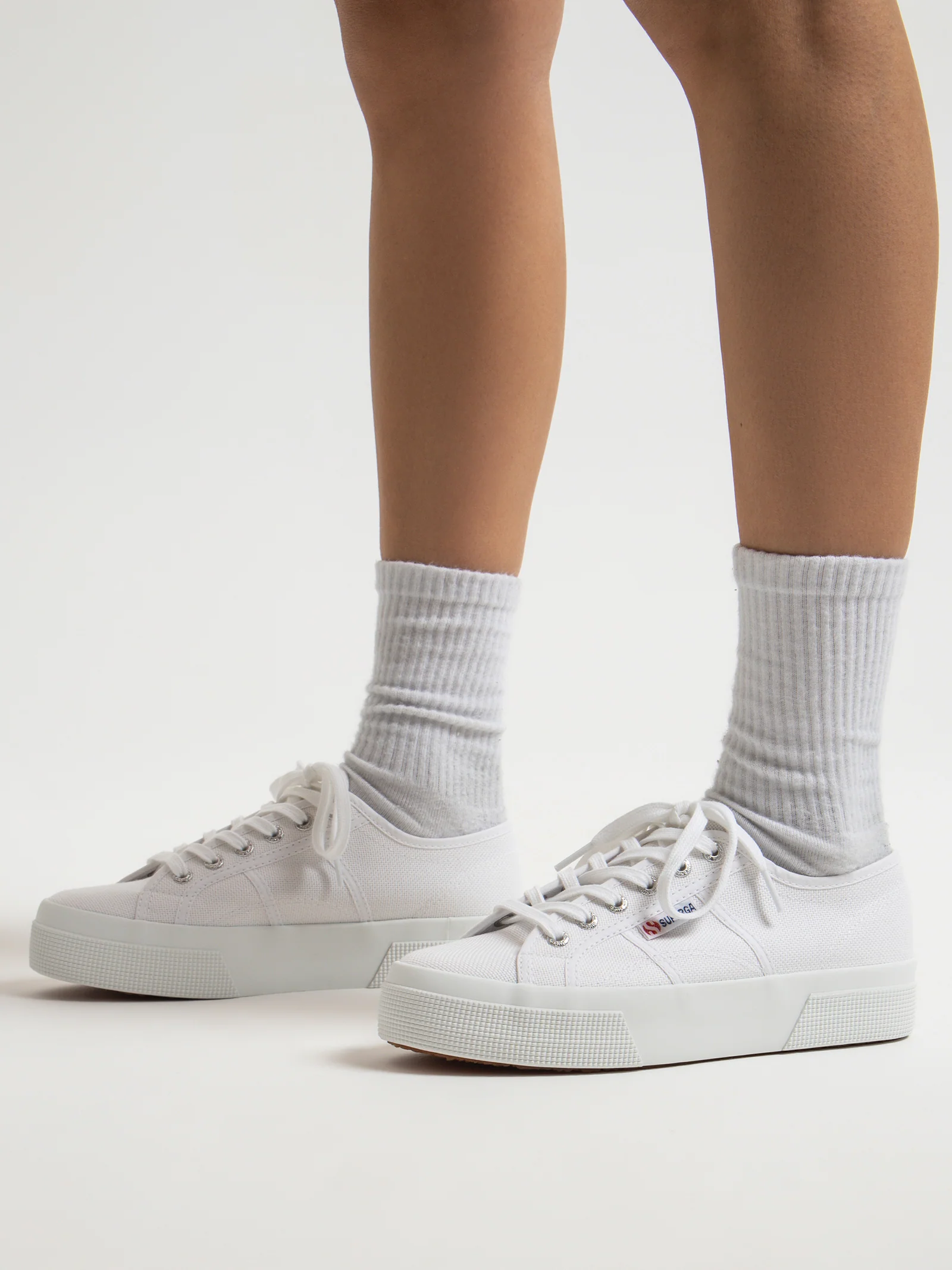 Womens 2740 Platform Sneakers
